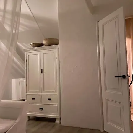 Hofstede Klein Rozendaal, Huisje Rozen Casa de Férias *